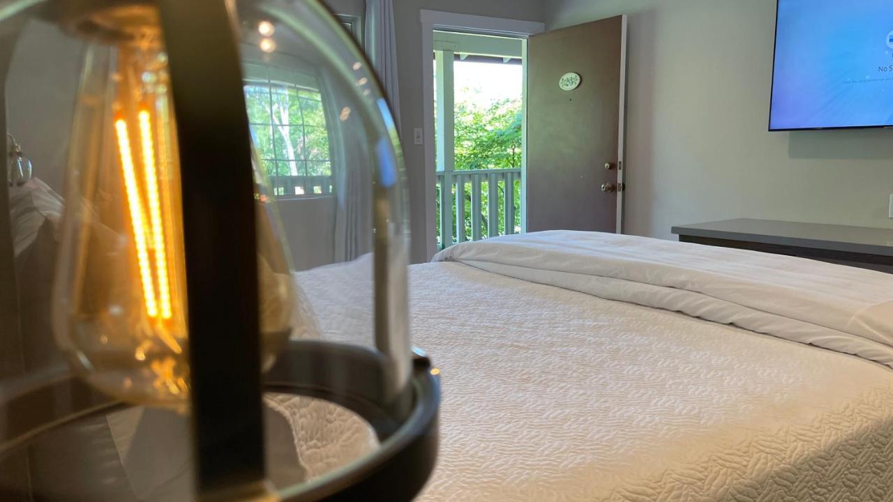 The Jack London Lodge Гелн Елън Екстериор снимка