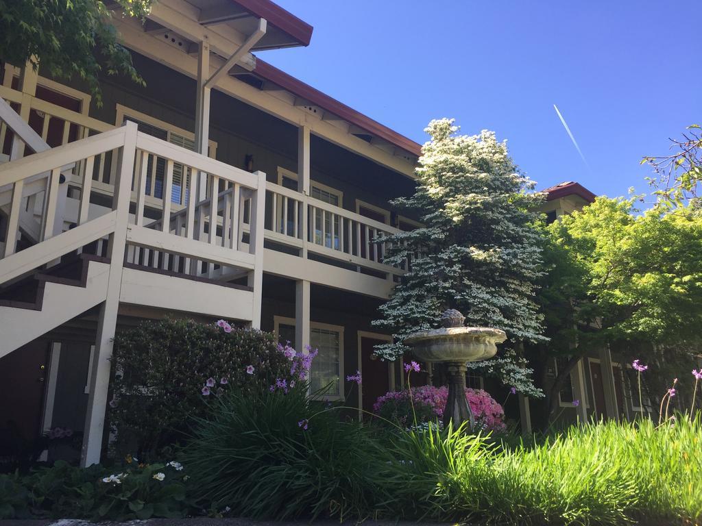 The Jack London Lodge Гелн Елън Екстериор снимка