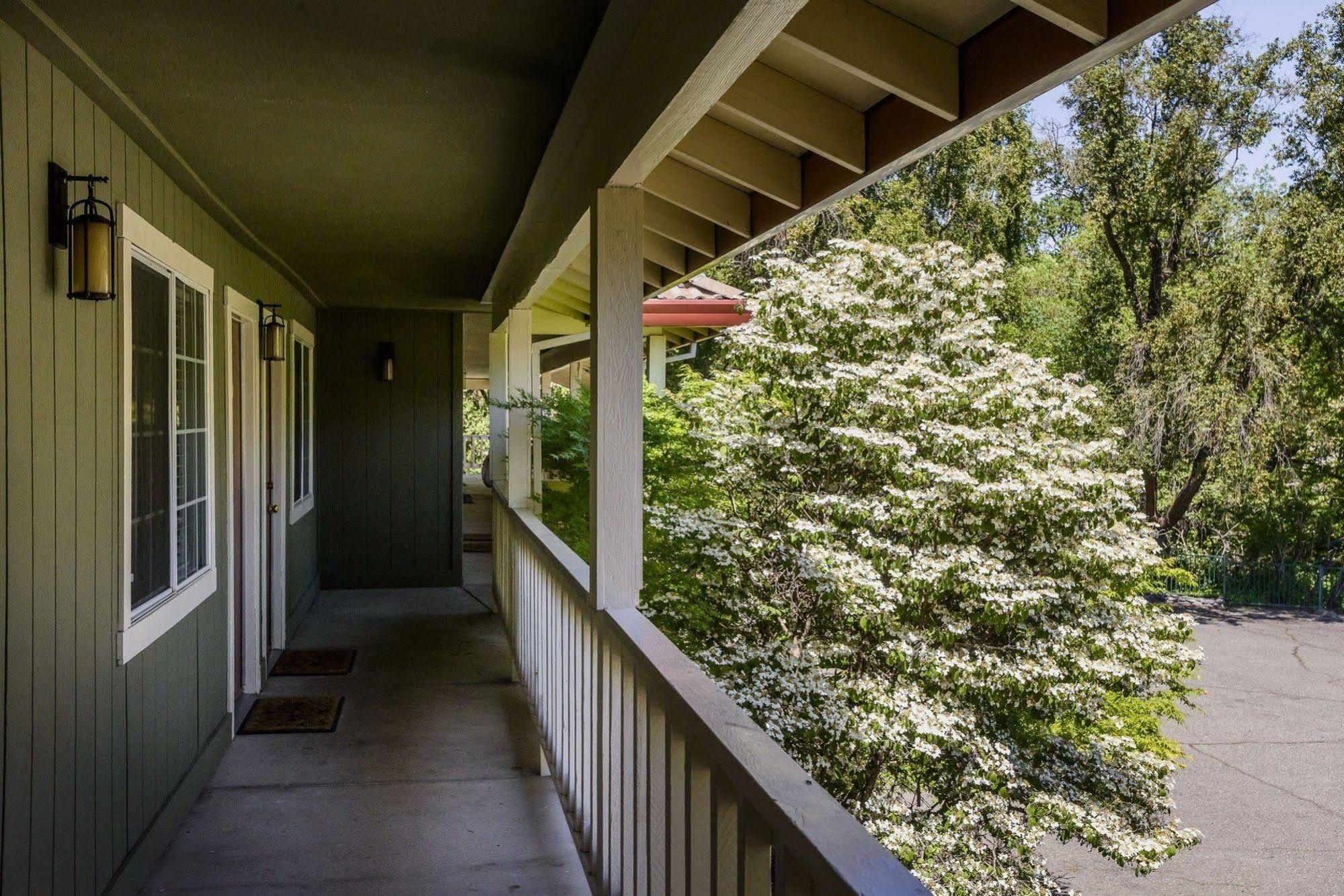 The Jack London Lodge Гелн Елън Екстериор снимка